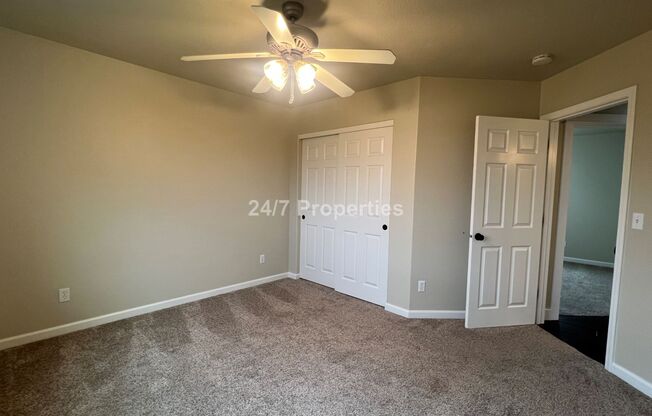 3 beds, 2.5 baths, $2,995