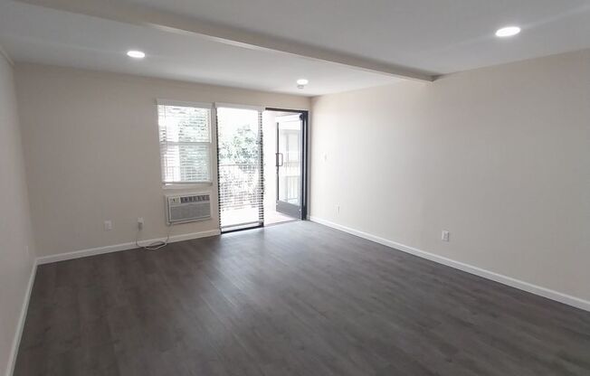 1 bed, 1 bath, 672 sqft, $1,995