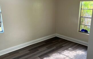 3 beds, 1 bath, $1,495