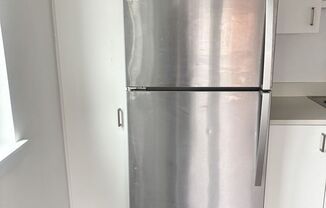 2 beds, 2 baths, 1,080 sqft, $2,095, Unit 206