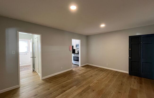 1 bed, 1 bath, 600 sqft, $1,598, Unit 04