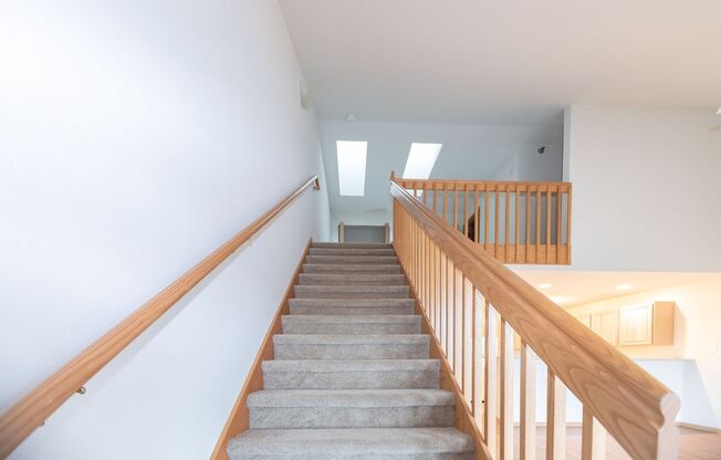 1 bed, 1.5 baths, 810 sqft, $1,480, Unit 290-309