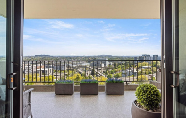 3 beds, 2 baths, $5,750, Unit # 1742