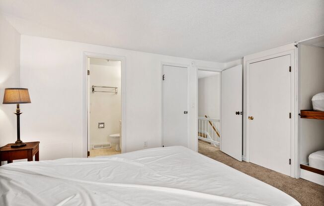 2 beds, 2.5 baths, $1,725, Unit C-3