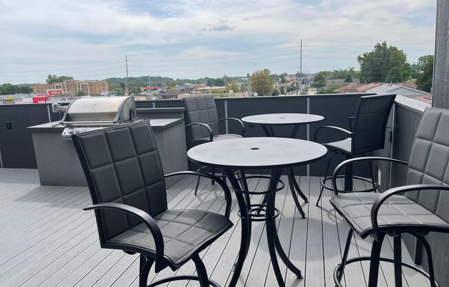 Studio, 1 bath, 582 sqft, $1,200, Unit 315