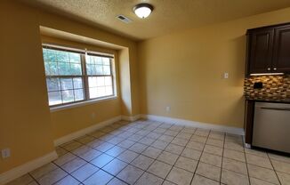 3 beds, 2 baths, $1,500