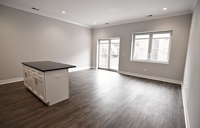 1 bed, 1 bath, 725 sqft, $2,750, Unit 927-202