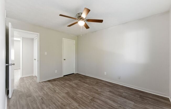 2 beds, 1.5 baths, 950 sqft, $1,179, Unit D02