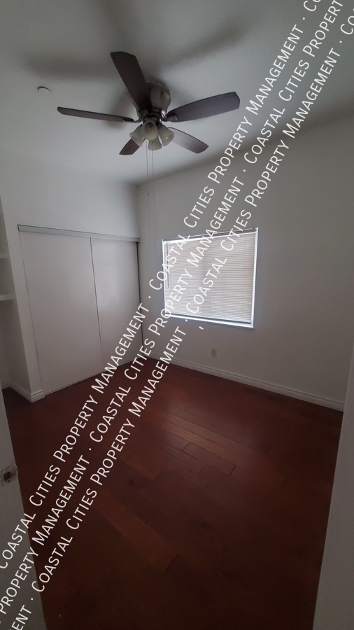 1019 N Pershing Ave