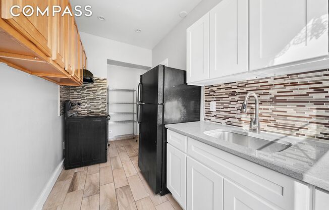 454 E 185 ST