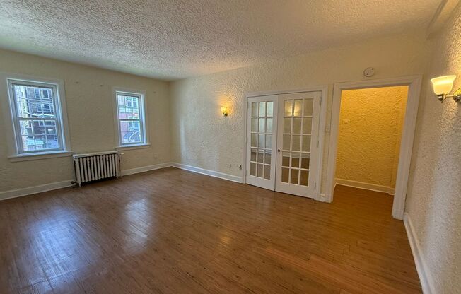 Studio, 1 bath, 308 sqft, $1,175, Unit Bayard Manor 103