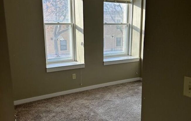 Studio, One and Two Bedroom Apartments Near Downtown Sioux Falls