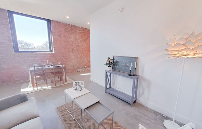 1 bed, 1 bath, 760 sqft, $1,345, Unit B204