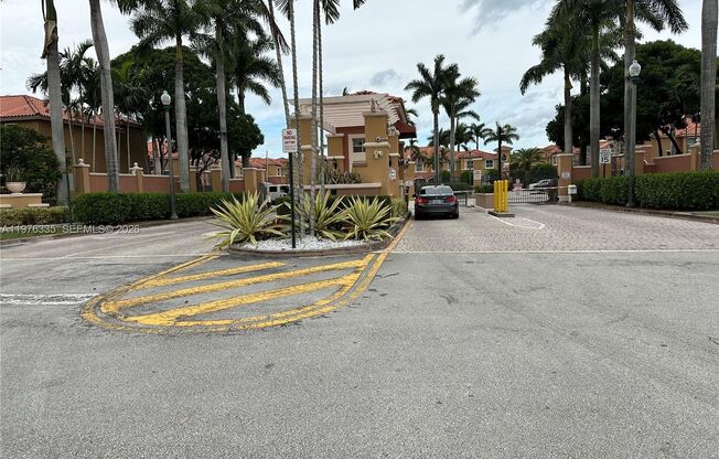 745 SW 107TH AVE #2207 PEMBROKE PINES, FL 33025