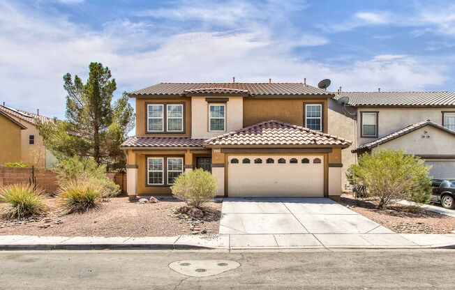 Spacious 5-Bedroom Home Plus Den - Nearly 2,800 Sq Ft