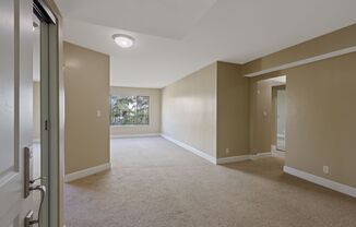 2 bedroom & 2 bath Condo in Westwood!