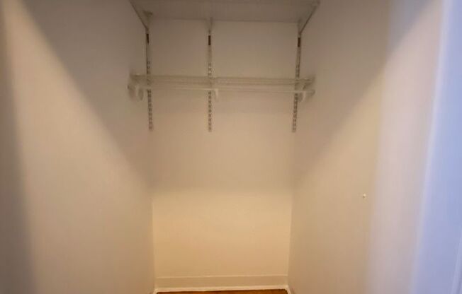 2045 W Berwyn, LLC