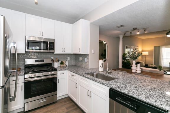 Willowest in Collier Hills - Atlanta Apartments