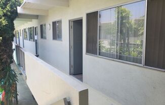 3723-25 INGLEWOOD BLVD