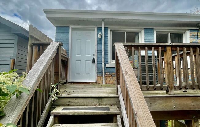 76 Holt Street