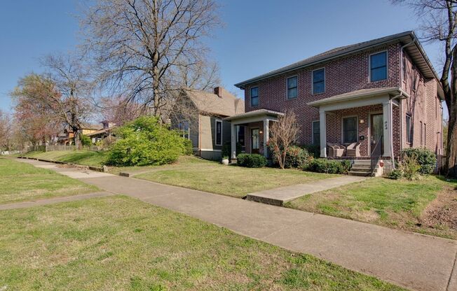 ** Move In Special ** EAST NASHVILLE - FOUR BEDROOM Historic Home with amazing views of Nashville Skyline!