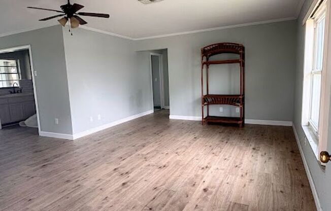8356 CANDLEWOOD RD