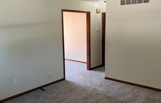 1 bed, 1 bath, $775, Unit #1