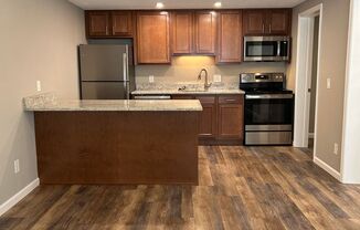 1 bed, 1 bath, 576 sqft, $955, Unit 125