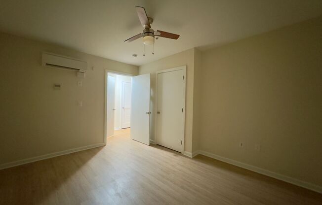 2 beds, 1 bath, 913 sqft, $1,299, Unit 411 Unit 204