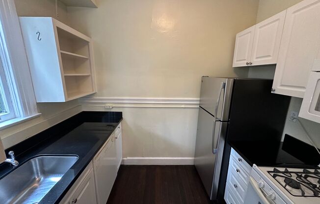 1 bed, 1 bath, $2,695, Unit 06