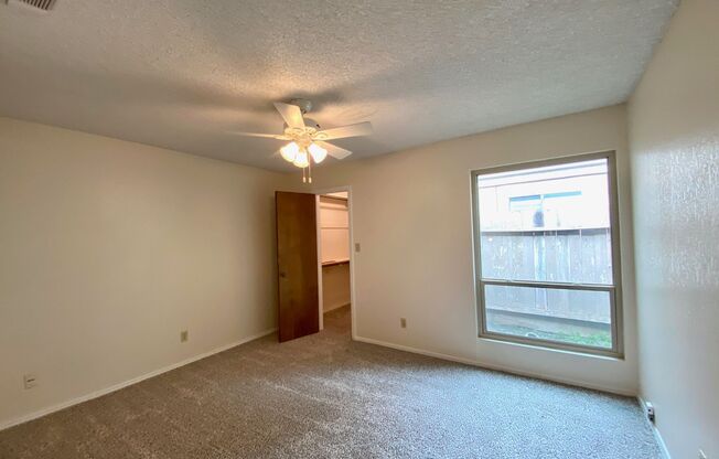 2 beds, 2 baths, $1,950, Unit UNIT 102