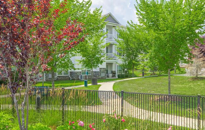 The Pointe at Dorset Crossing - Apartment Living in Simsbury, CT