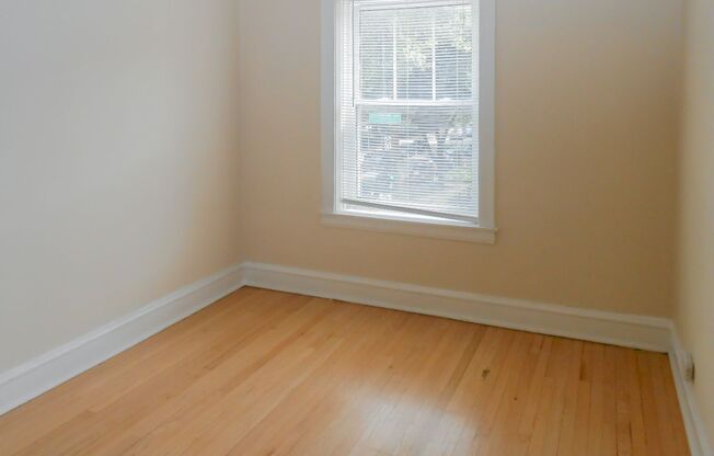 1 bed, 1 bath, 660 sqft, $1,590, Unit 2202-2