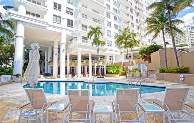 1 bed, 2 baths, 878 sqft, $3,500, Unit 801 Brickell Key Blvd # 907