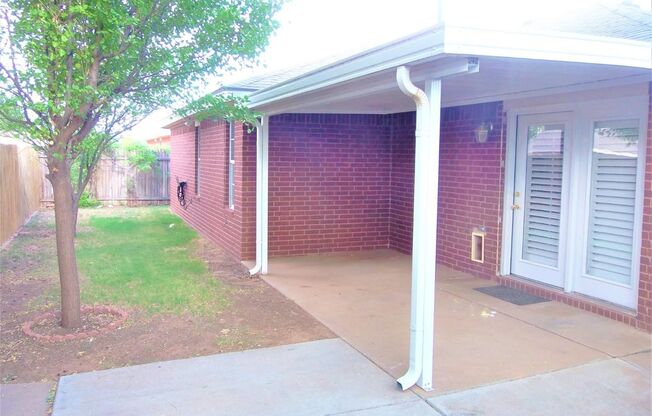 3 beds, 2 baths, $1,450