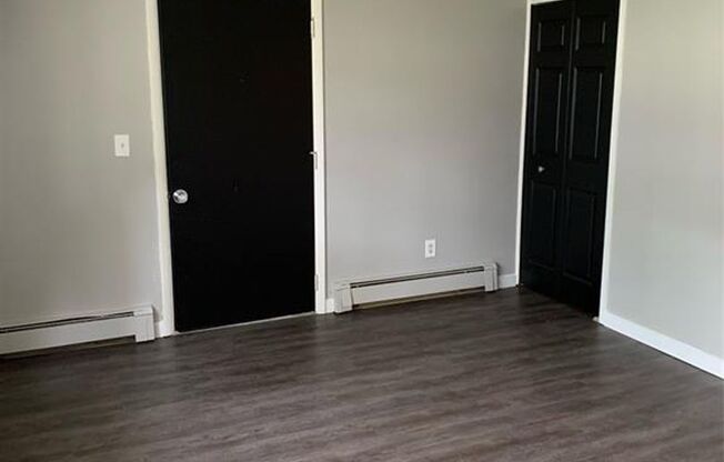 1 bed, 1 bath, 799 sqft, $999, Unit Unit 3