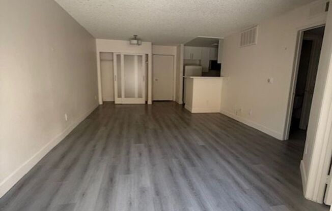 1 bed, 1 bath, 608 sqft, $1,641, Unit 213