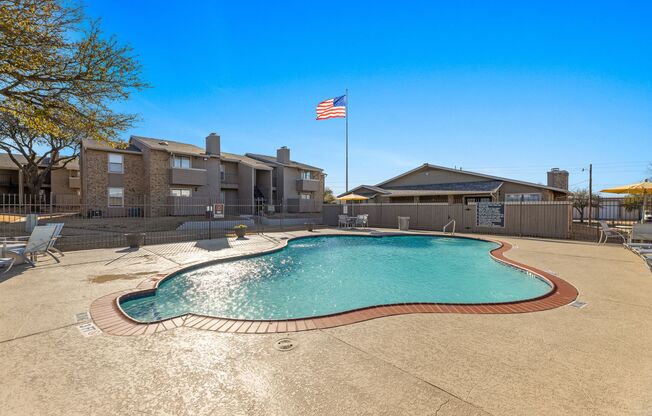 Welcome to Living Oaks: Tranquil Living in a Vibrant Community