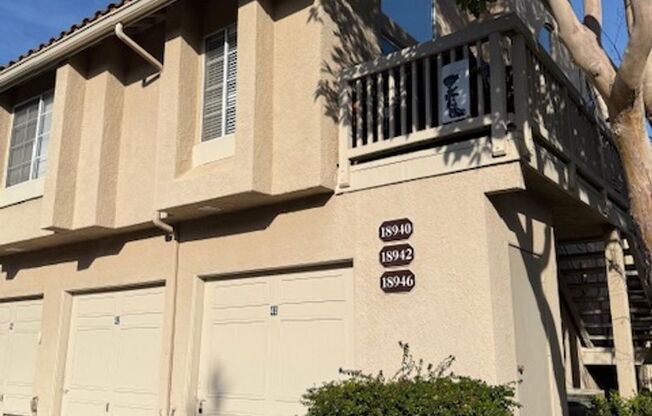 2 bed, 1.25 Bath CONDO next to POOL! Ground Level/Single Level. Attached 1 car GARAGE!