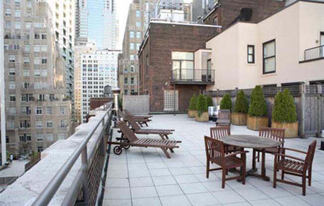 85 John St #12B