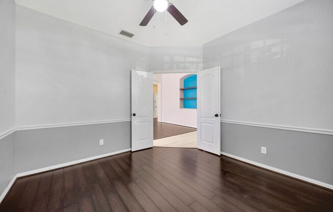 Charming 3-Bedroom Home with Office in the Villages of Oak Creek