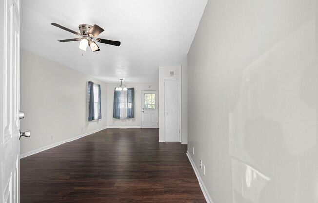 3 Bedroom Pet Friendly Home For Rent!