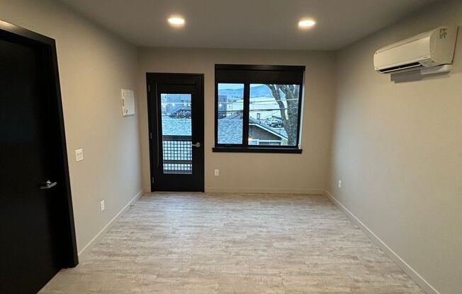 2 beds, 1 bath, 562 sqft, $1,575, Unit 308