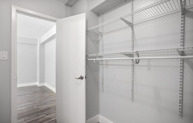 Studio, 1 bath, 405 sqft, $1,675, Unit 206