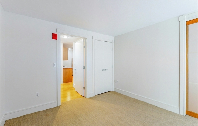 1 bed, 1 bath, 691 sqft, $4,000, Unit 1207