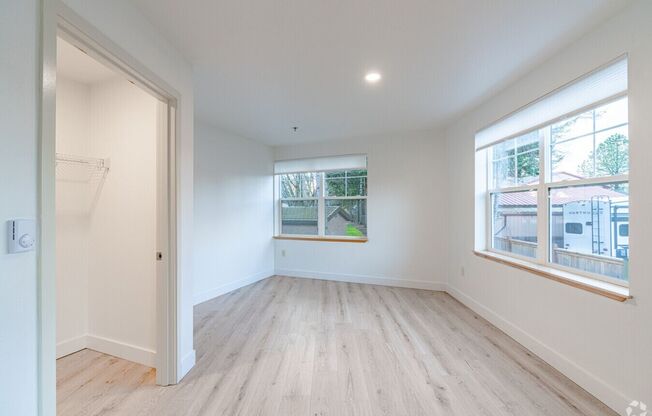 2 beds, 1 bath, 911 sqft, $1,849, Unit 126-218