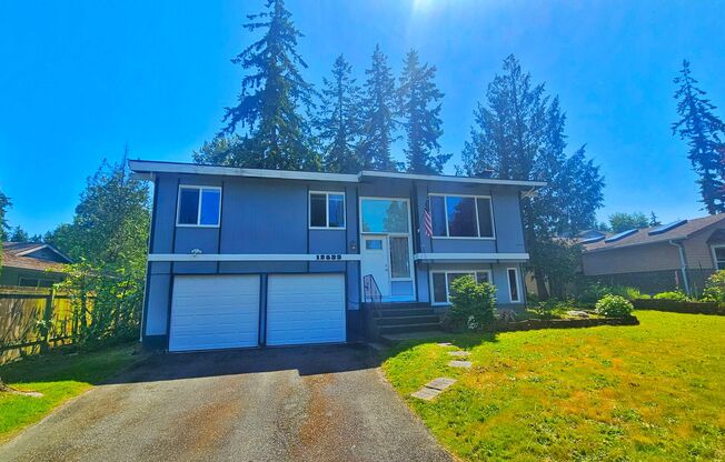 3 Bed, 2 Bath 2 Story Home in Sought After Newcastle