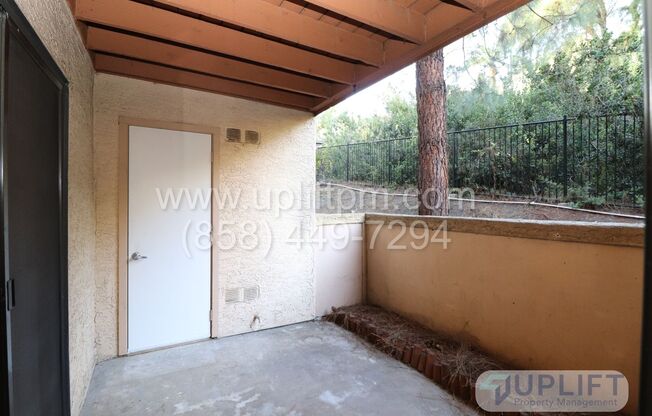 2-BED/2-BATH CONDO - CARMEL MOUNTAIN