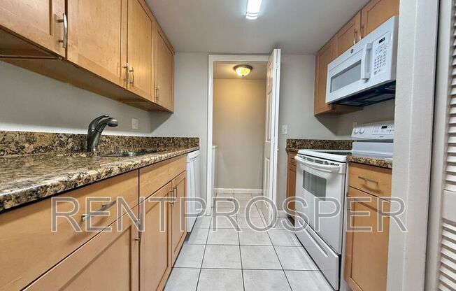 6104 CURRY FRD RD