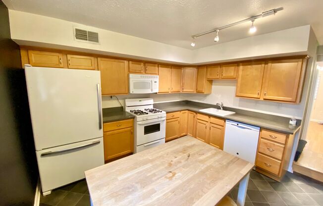 Modern 2 Bed/2 Bath in South Side Slopes - Off-Street Parking, Main Level Laundry - Available Early April!